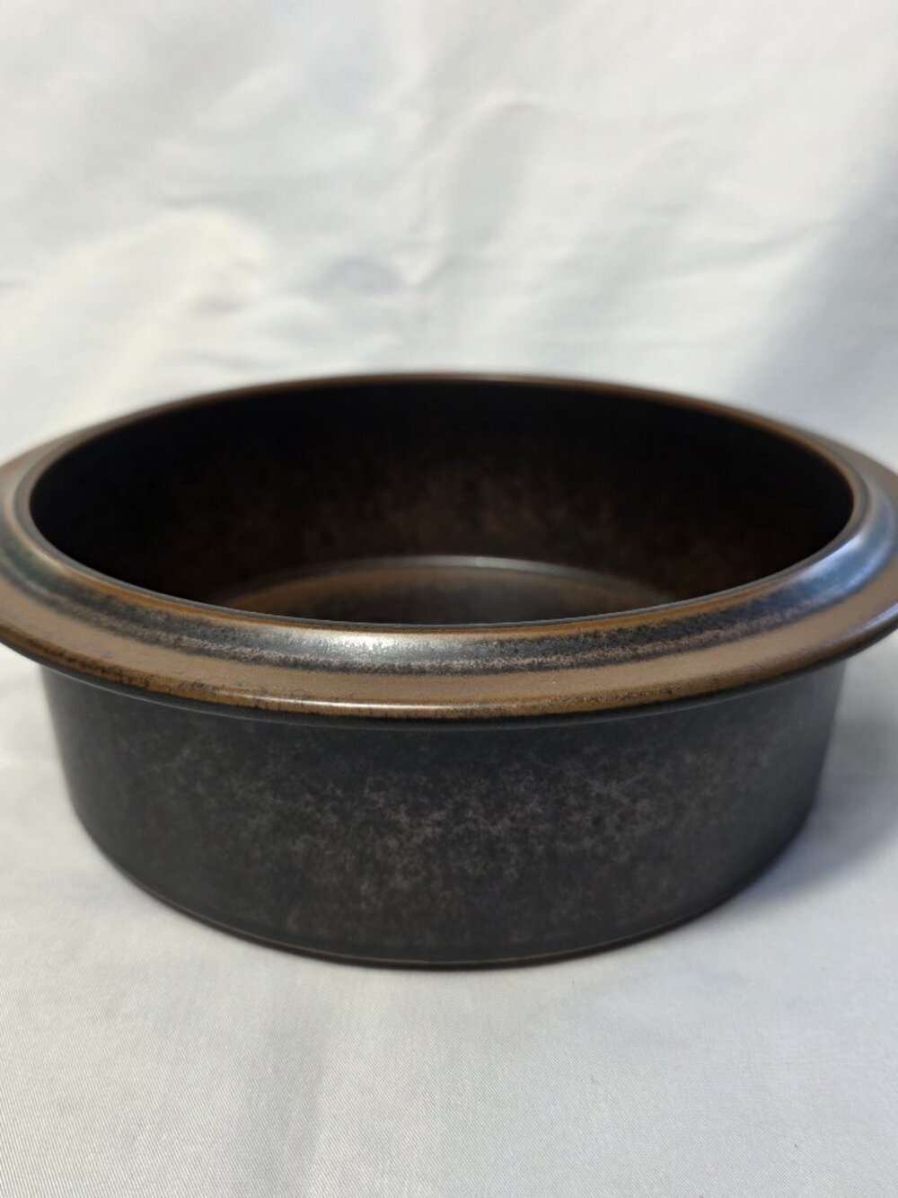 Arabia of Finland Rushka 9 Inch Round Serving Bowl Light & Dark Brown Spotted